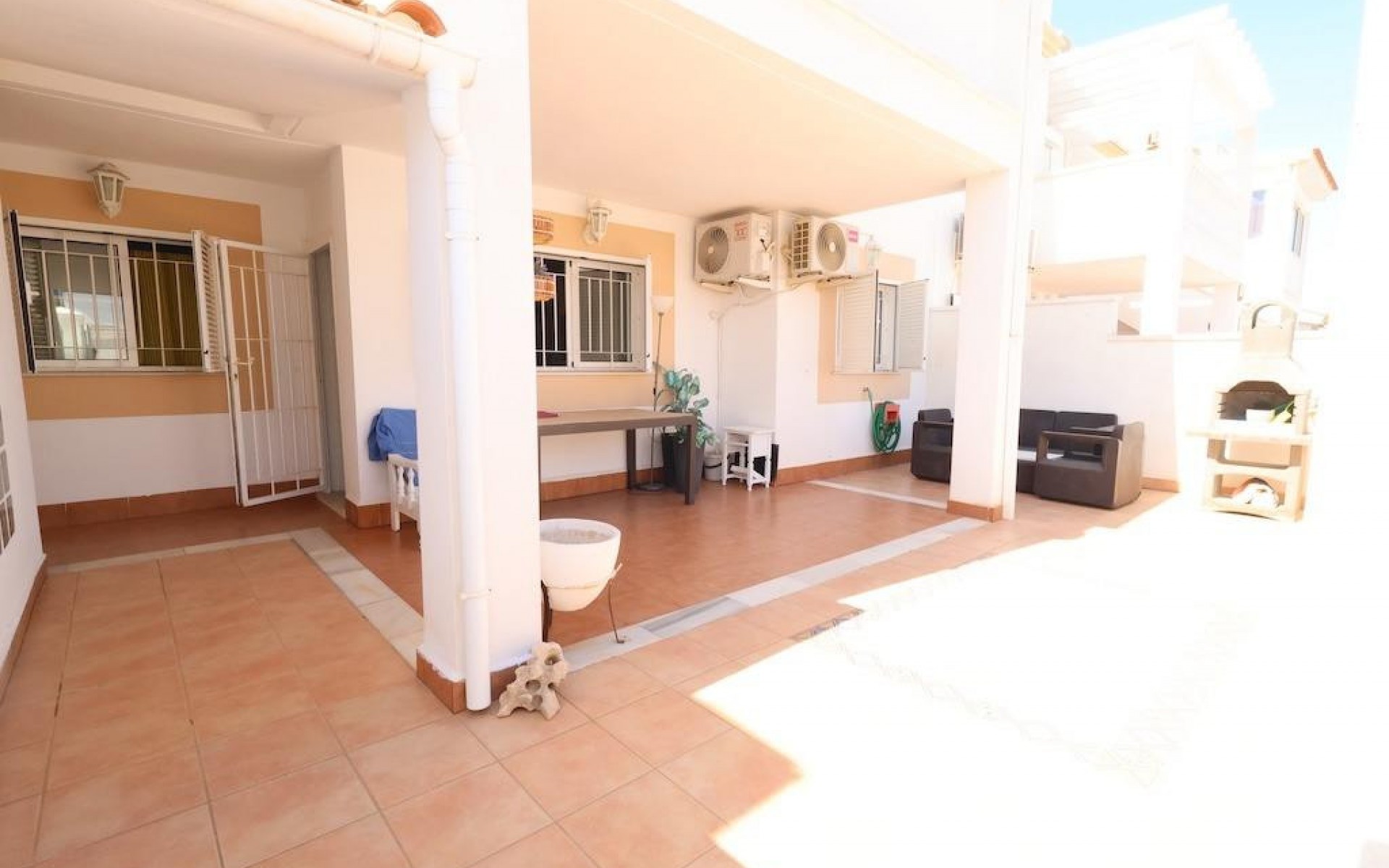  - Villa - 