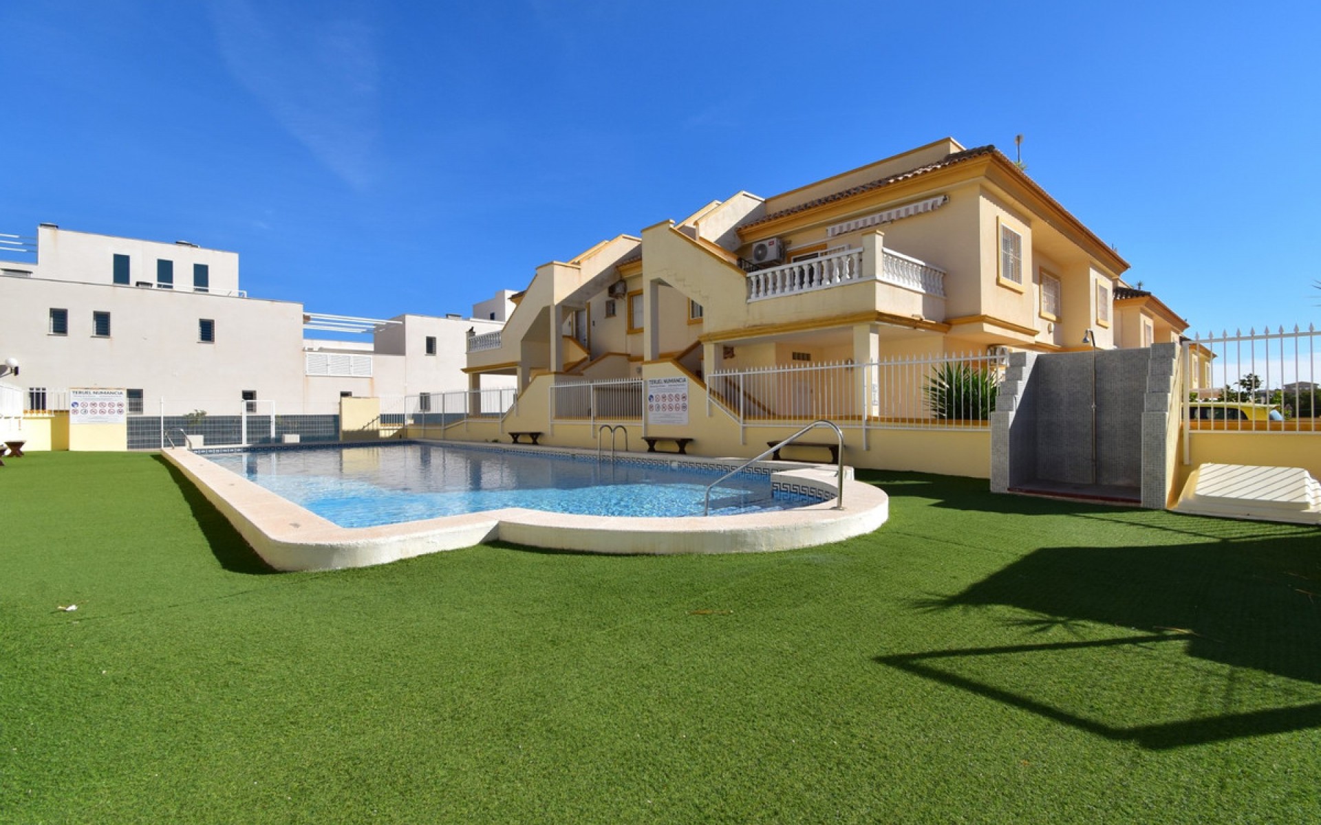  - Villa - 