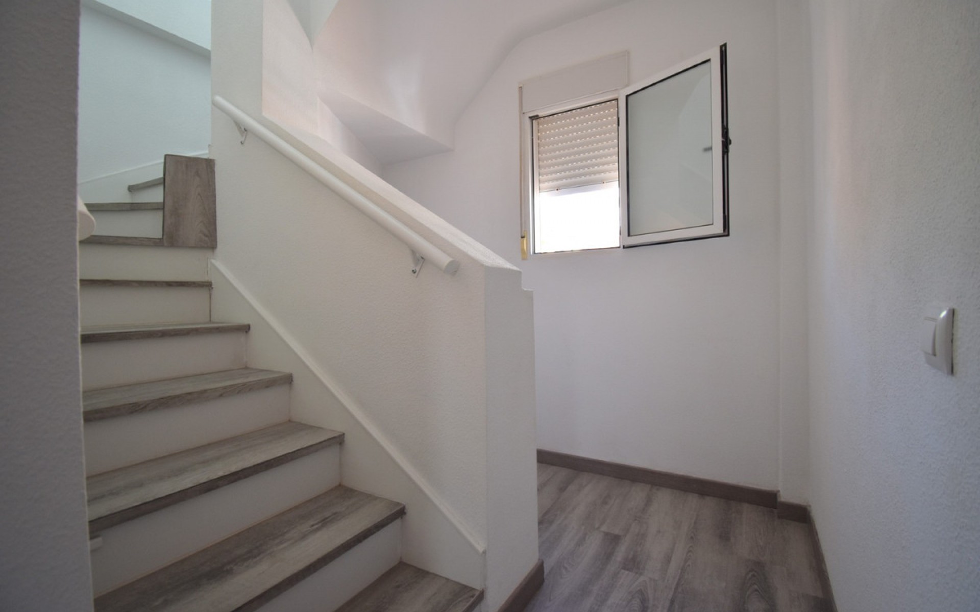  - Villa - 