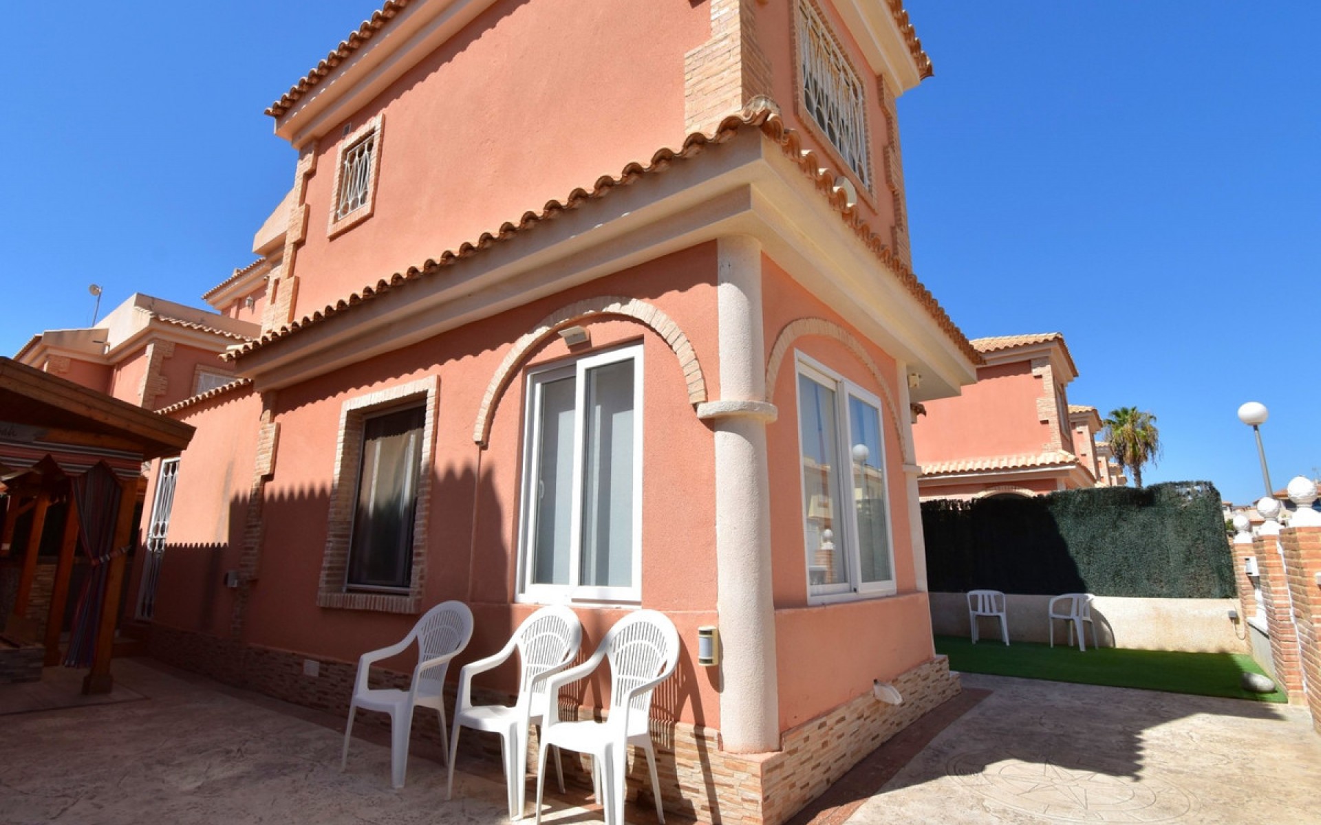  - Villa - 