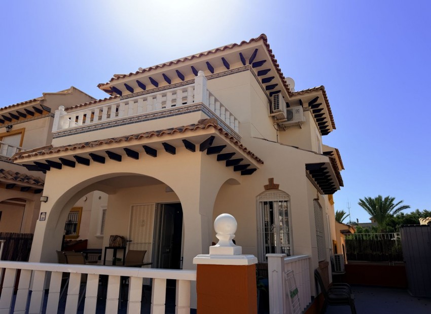  - Villa - 