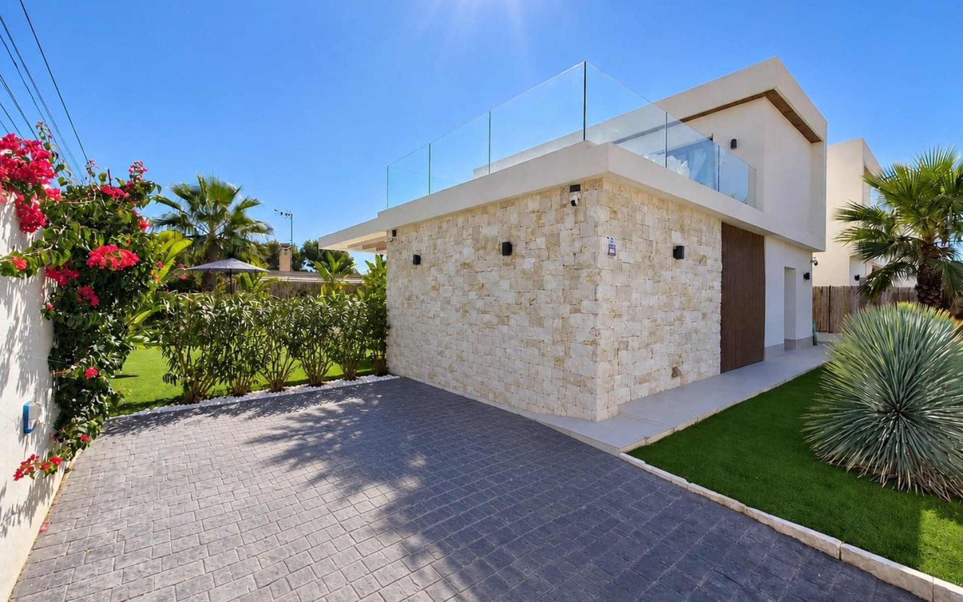  - Villa - 