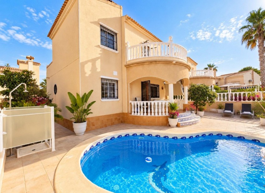  - Villa - 