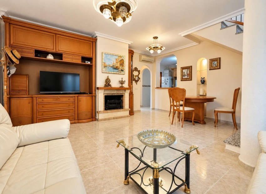  - Villa - 