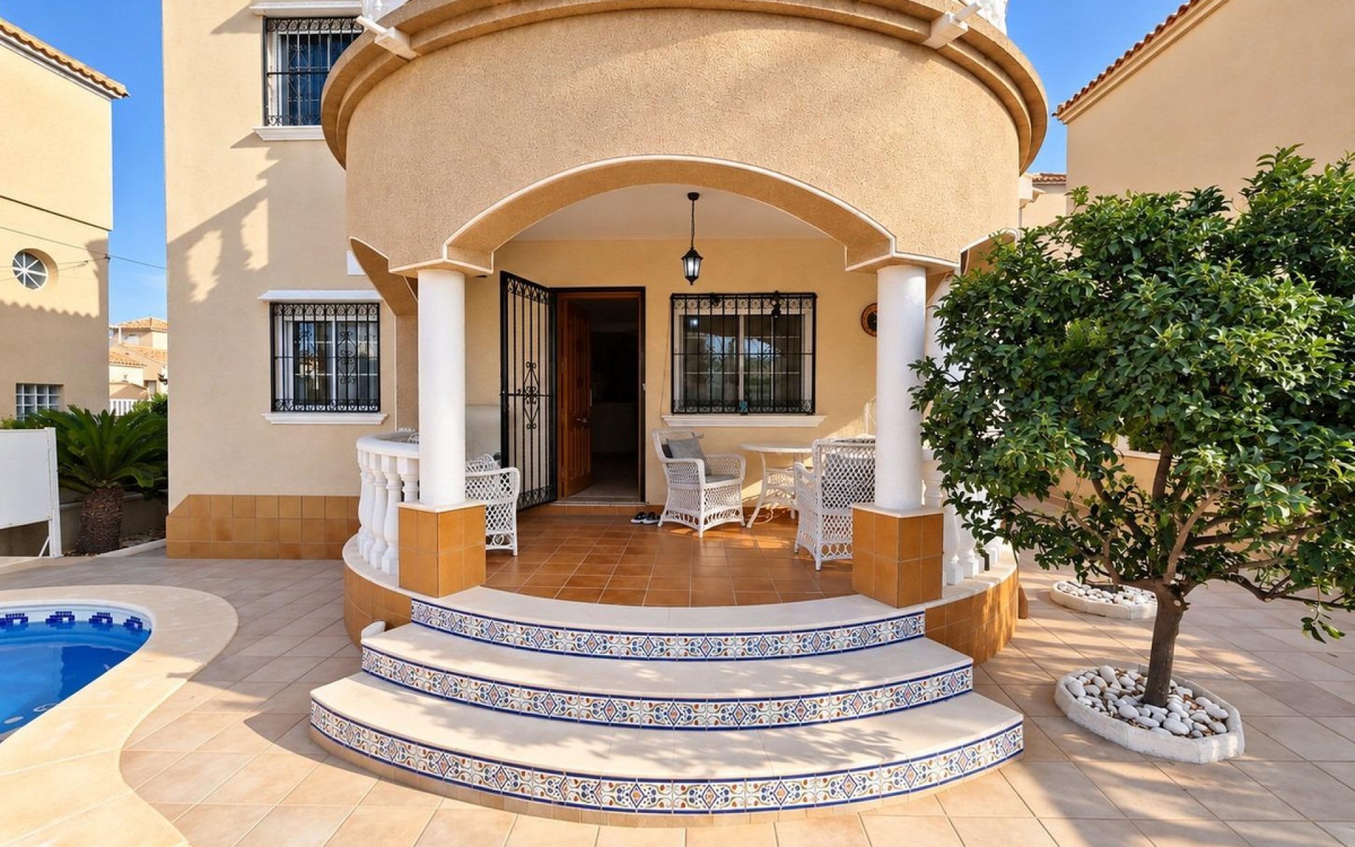  - Villa - 
