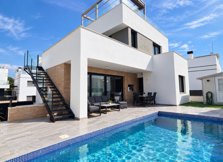  - Villa - 