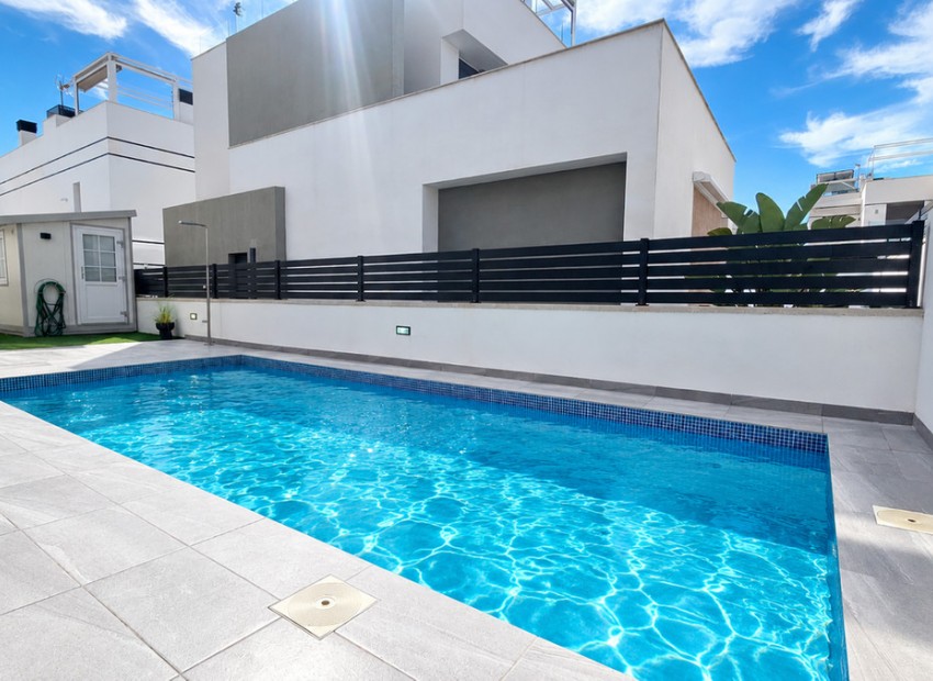  - Villa - 