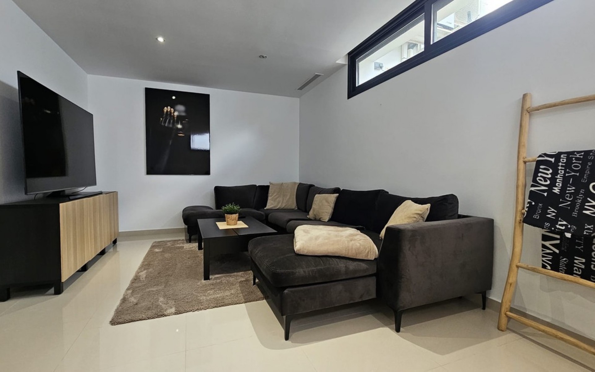  - Villa - 