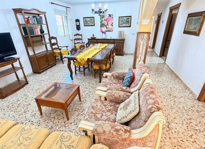  - Villa - 