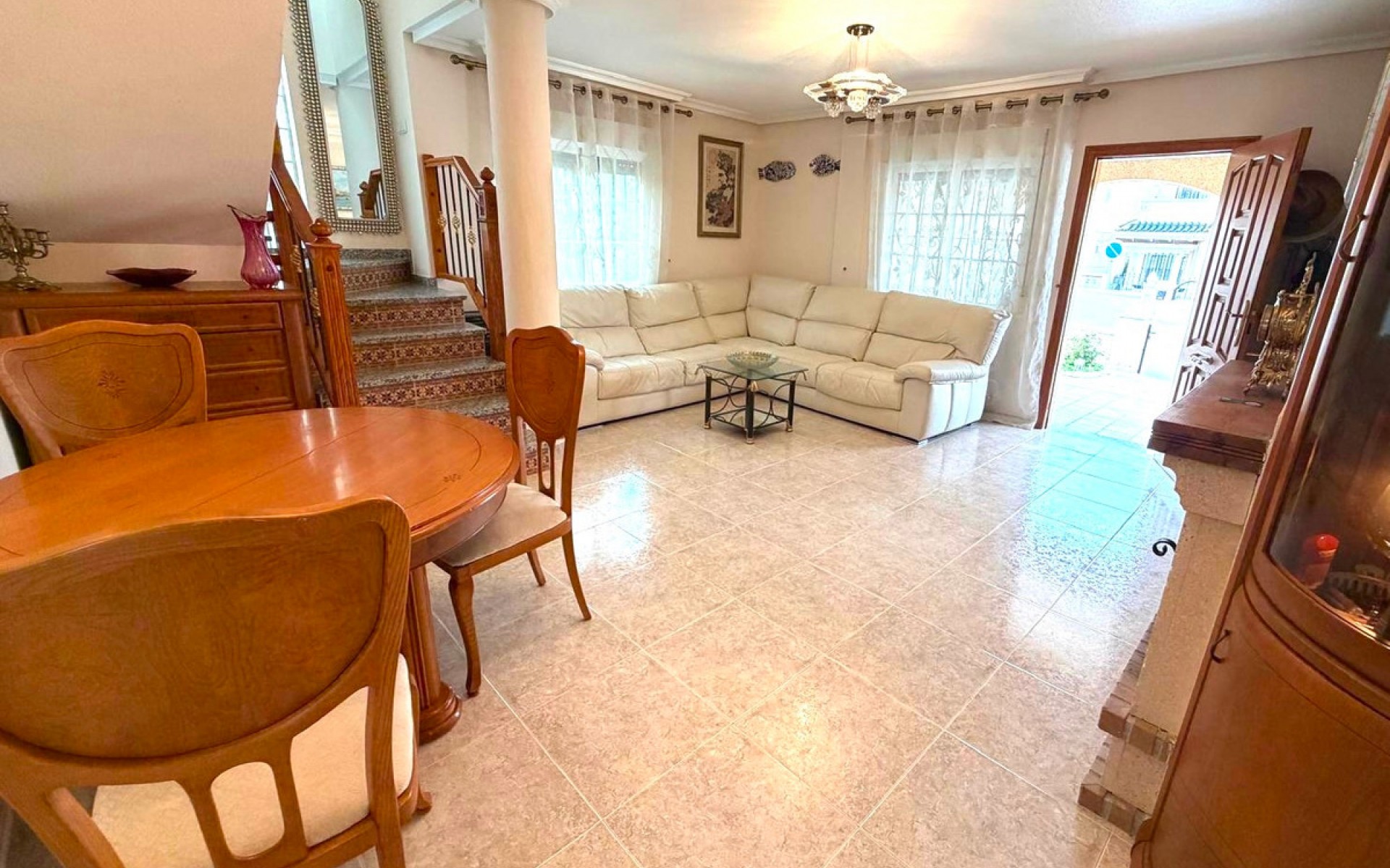  - Villa - 