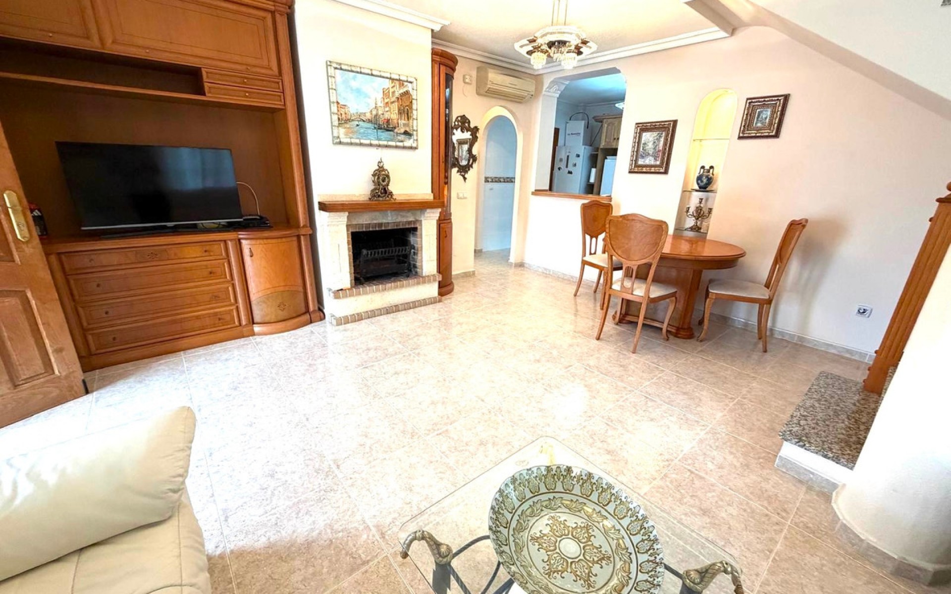  - Villa - 