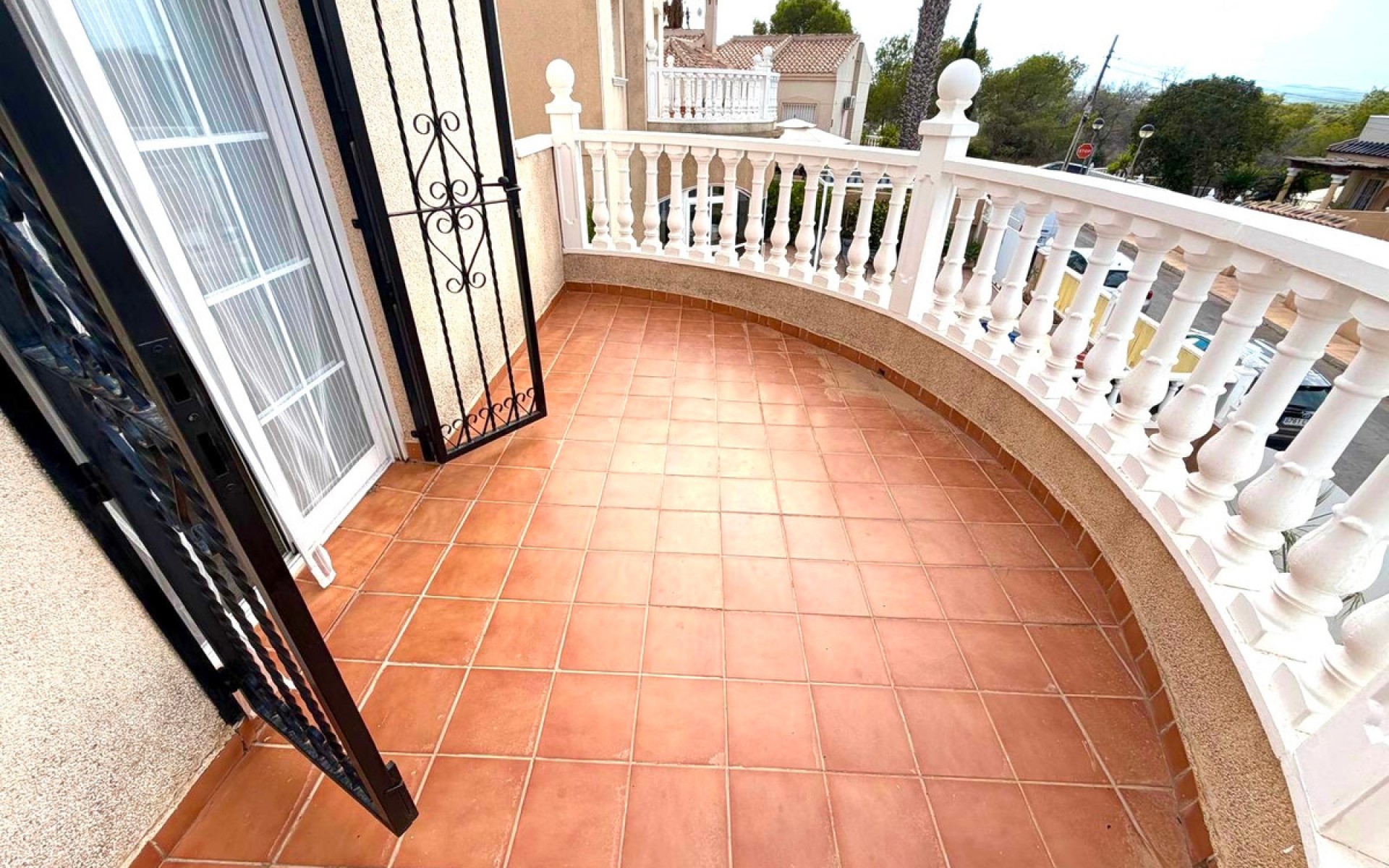  - Villa - 