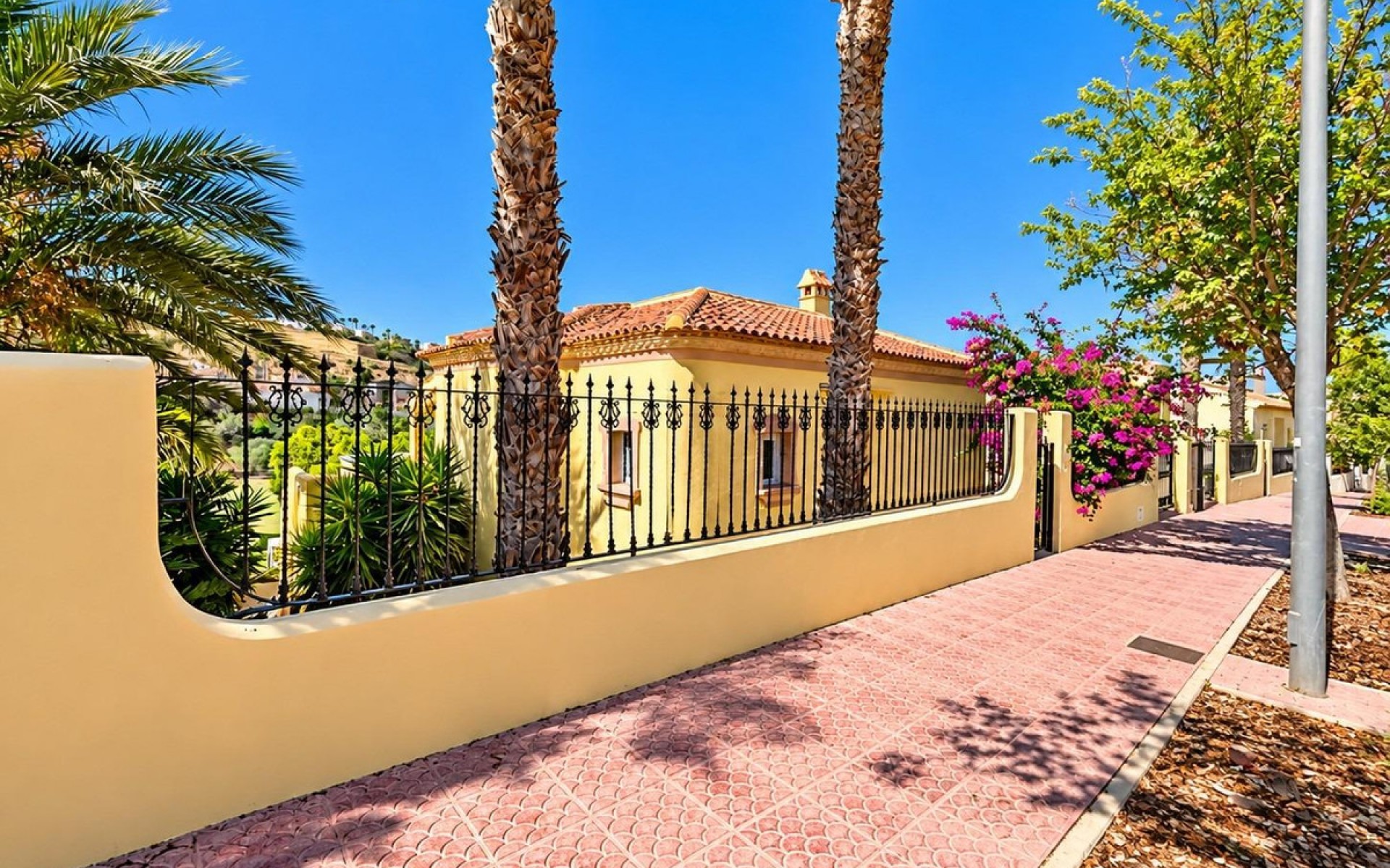  - Villa - 