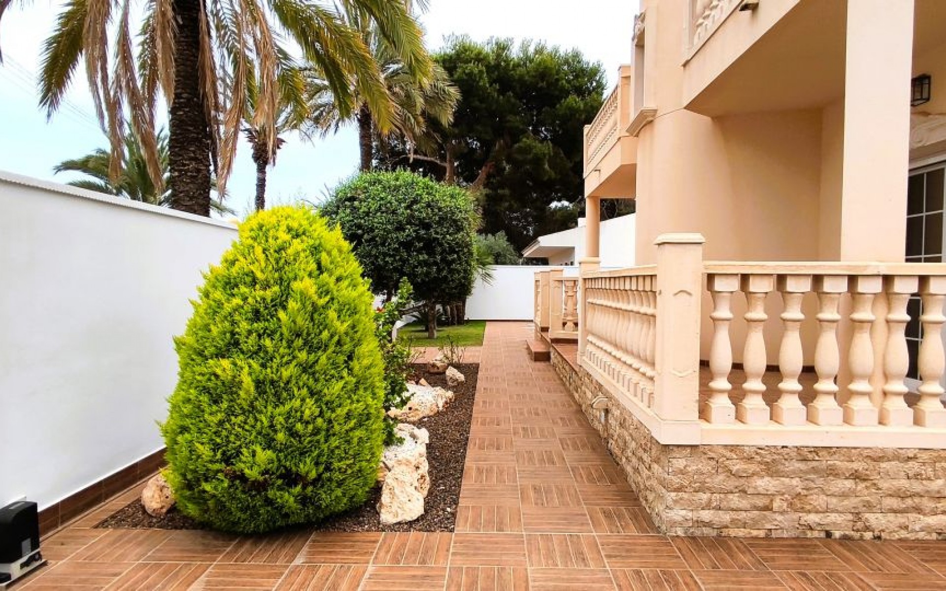  - Villa - 