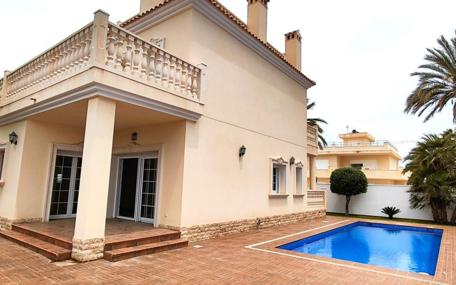  - Villa - 