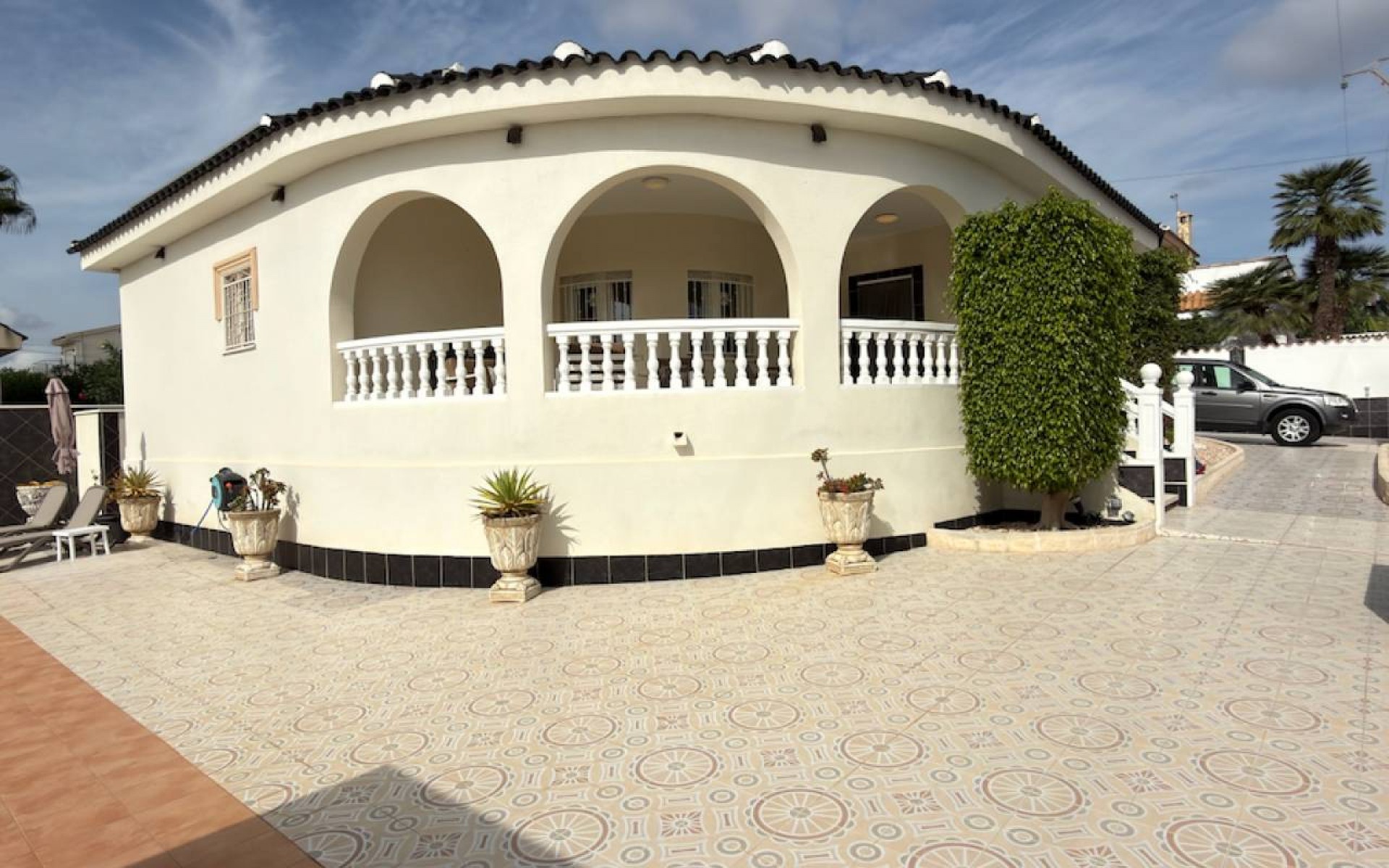  - Villa - 