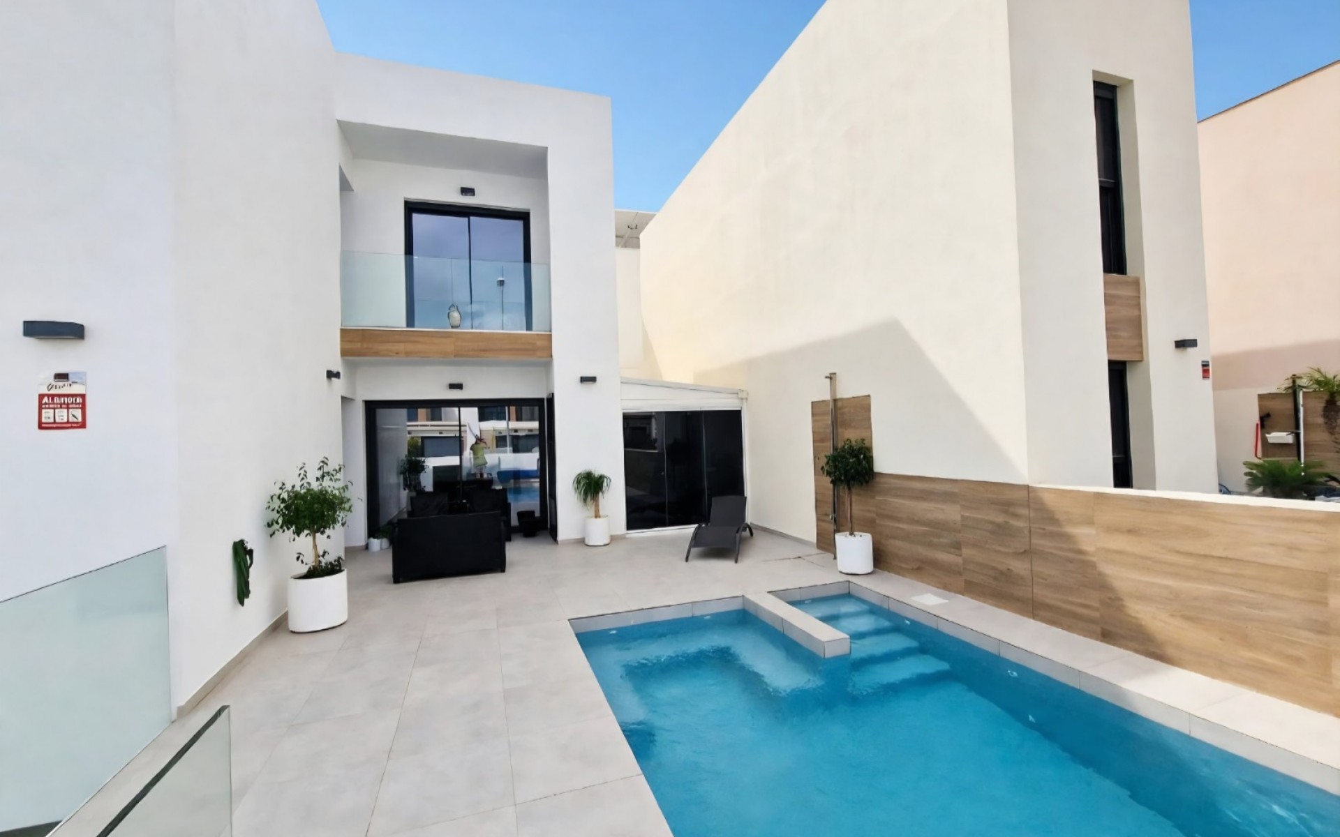  - Villa - 