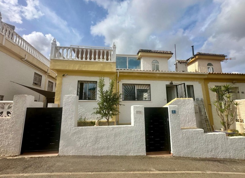 - Villa - 