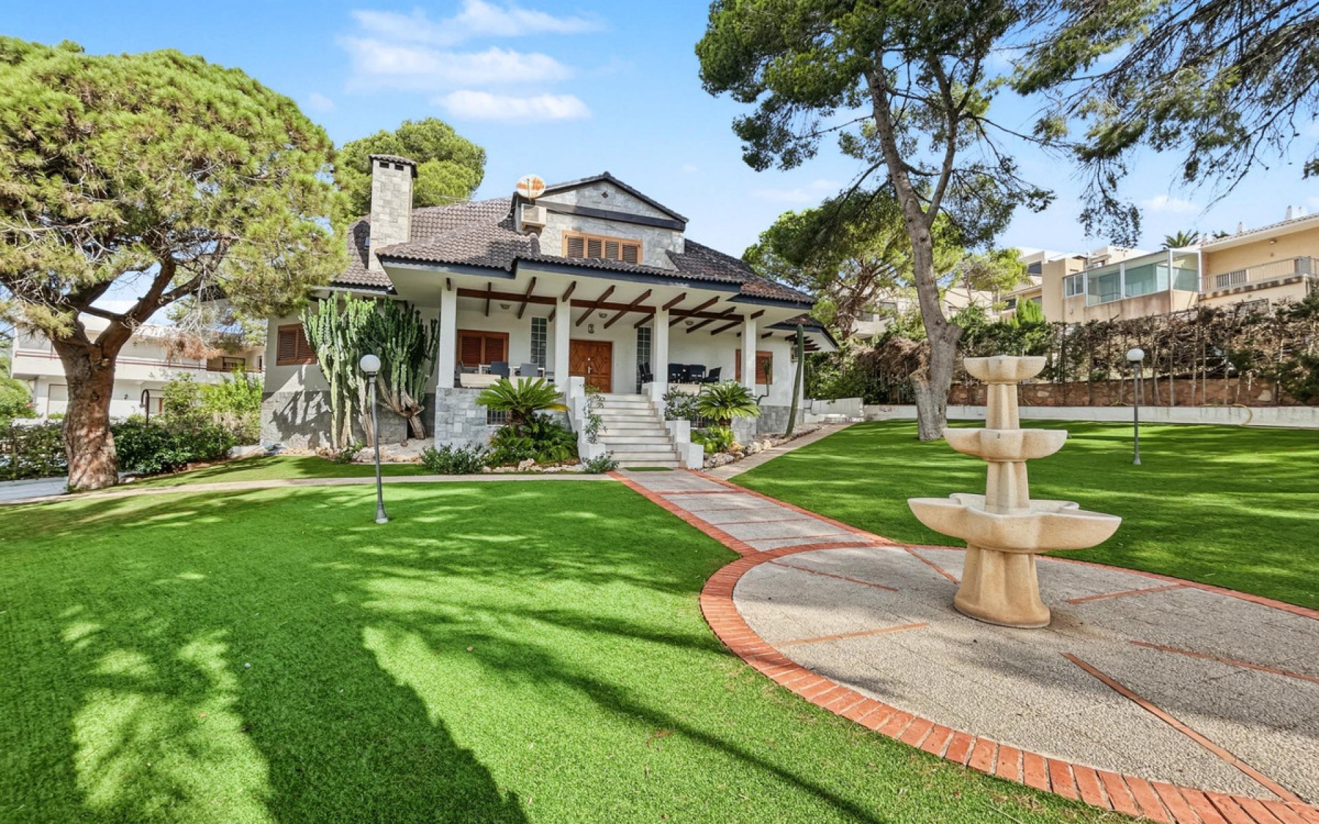  - Villa - 