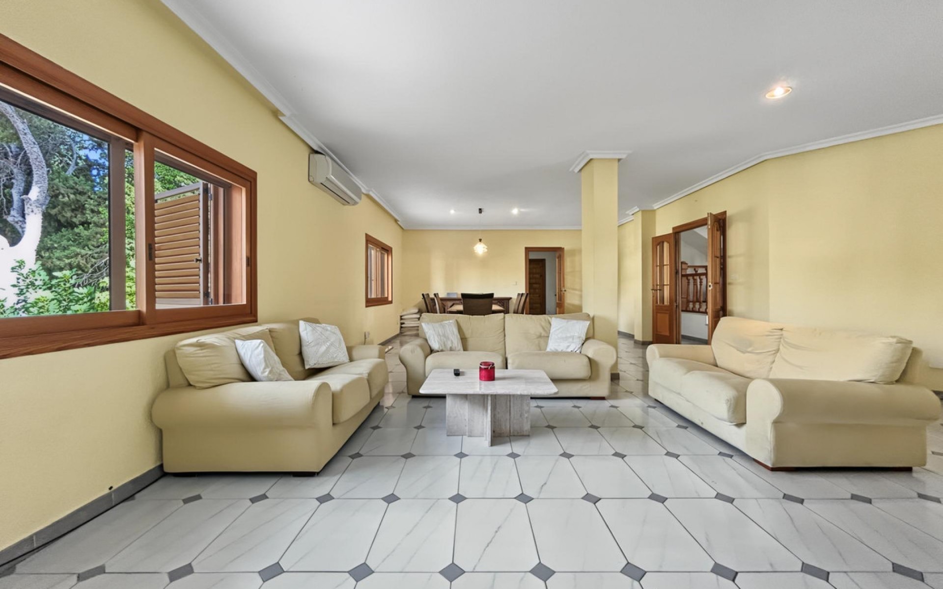  - Villa - 