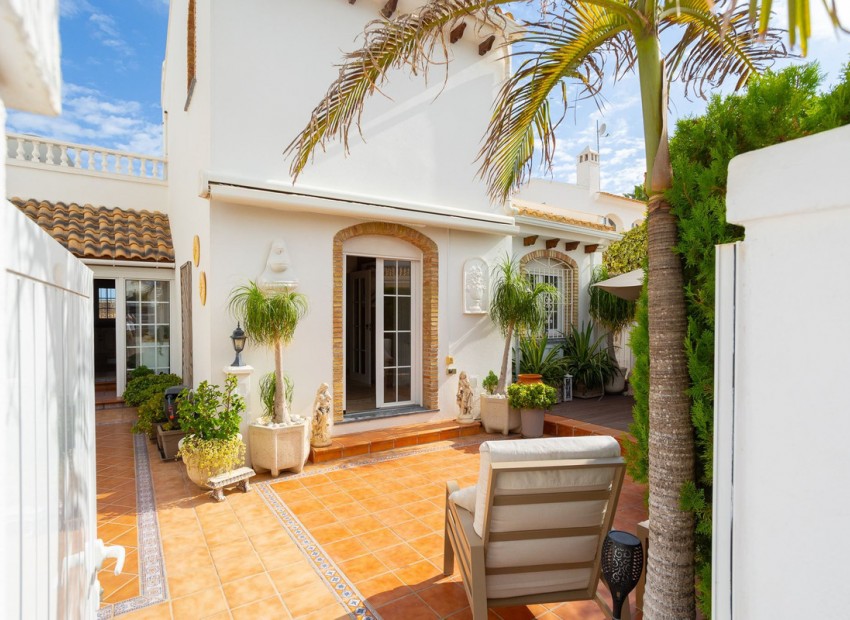  - Villa - 