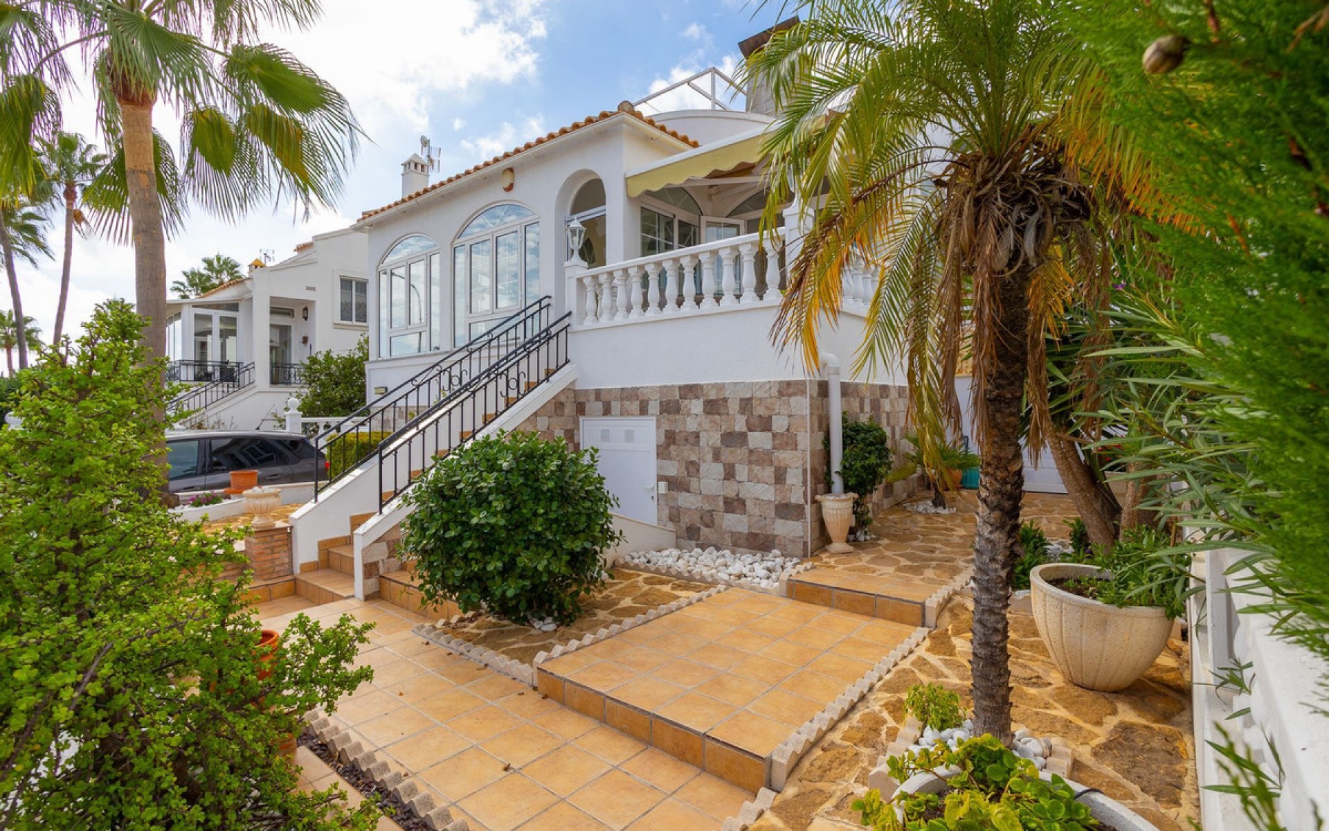  - Villa - 