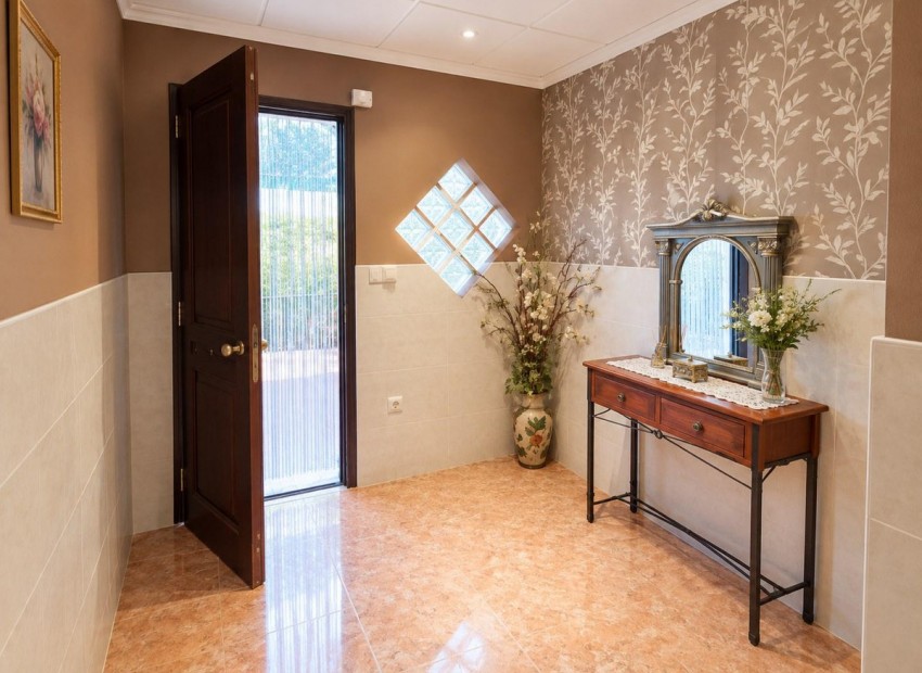 - Villa - 