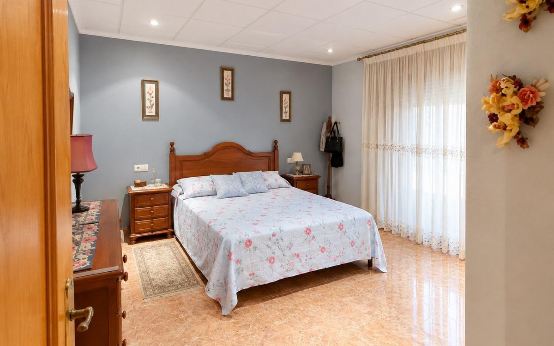  - Villa - 