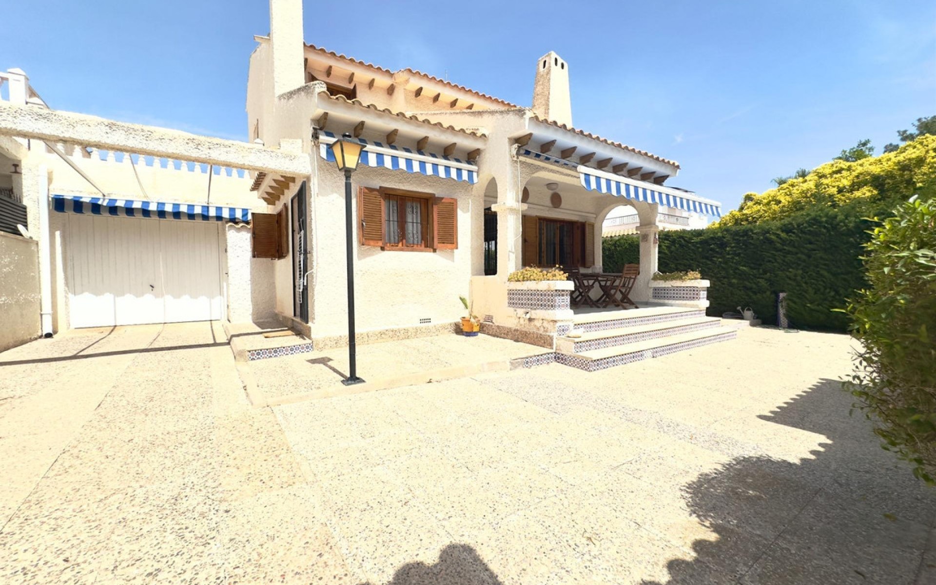  - Villa - 
