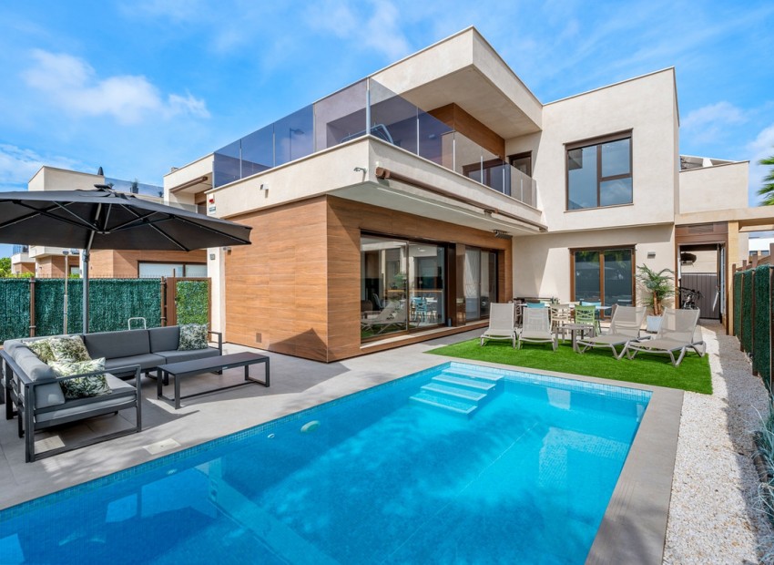  - Villa - 