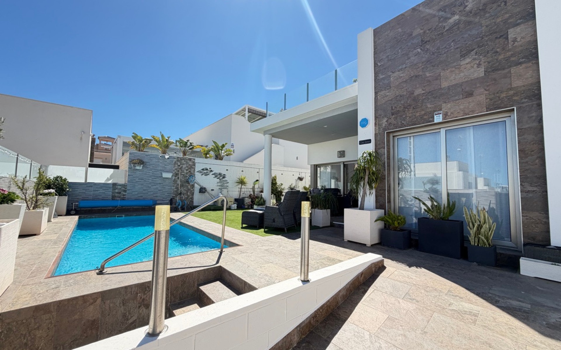  - Villa - 