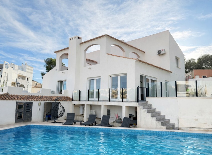  - Villa - 