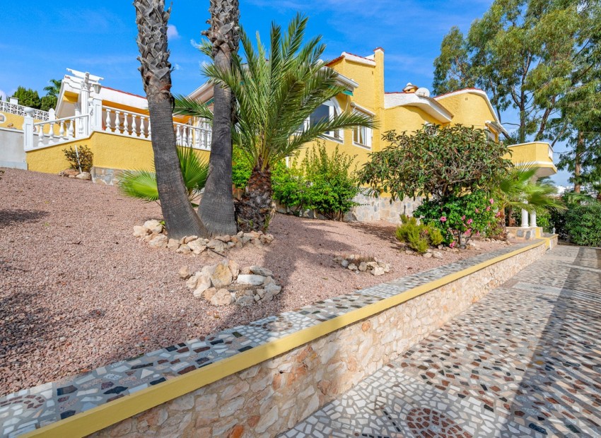  - Villa - 
