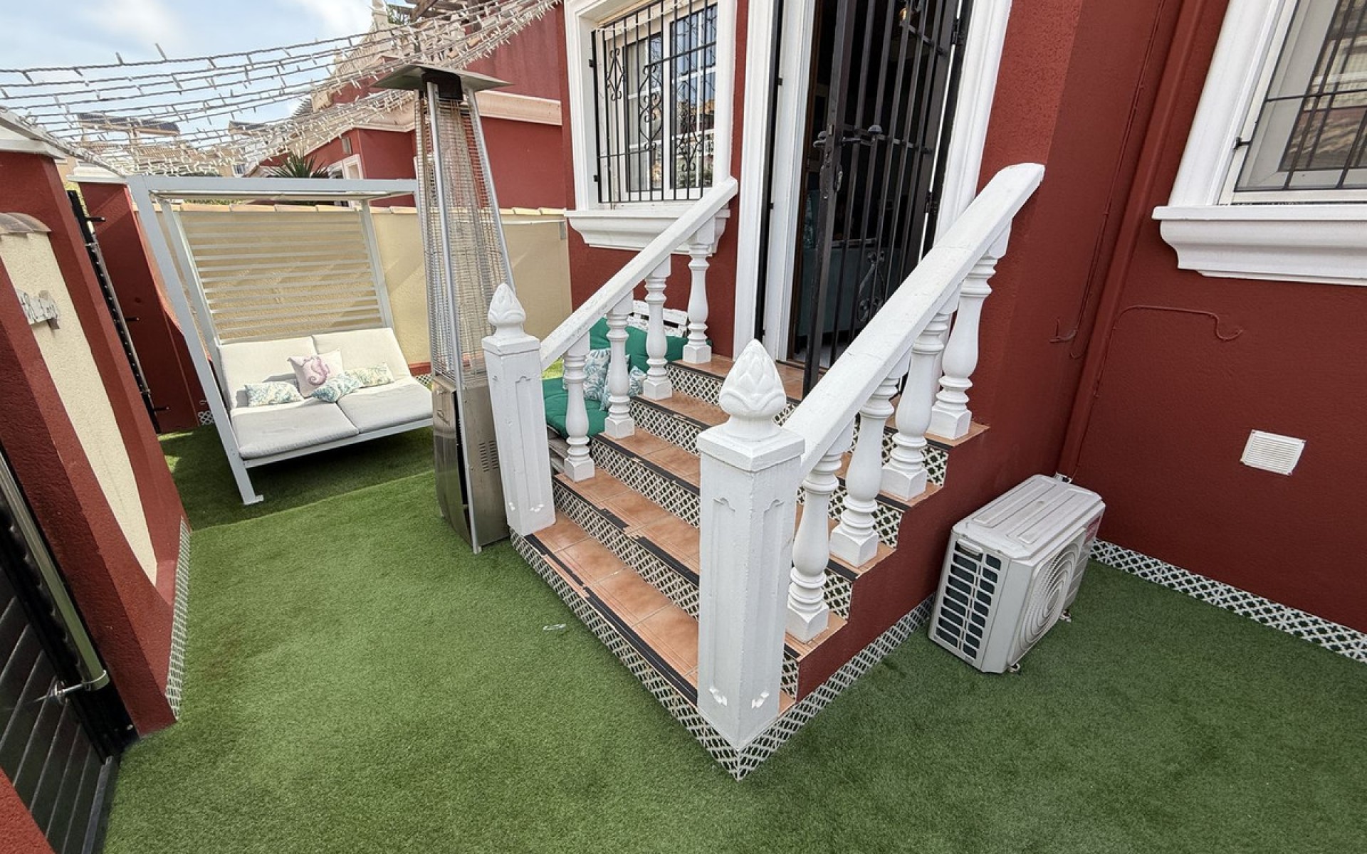  - Villa - 