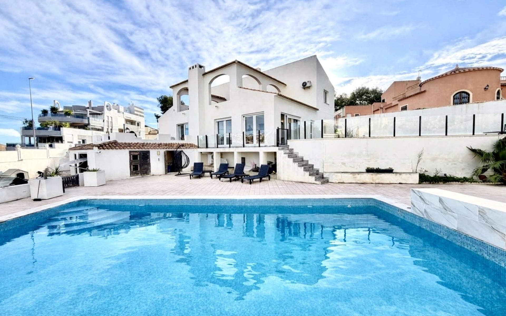  - Villa - 