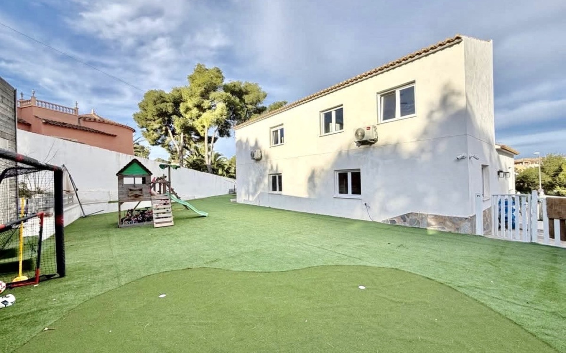  - Villa - 