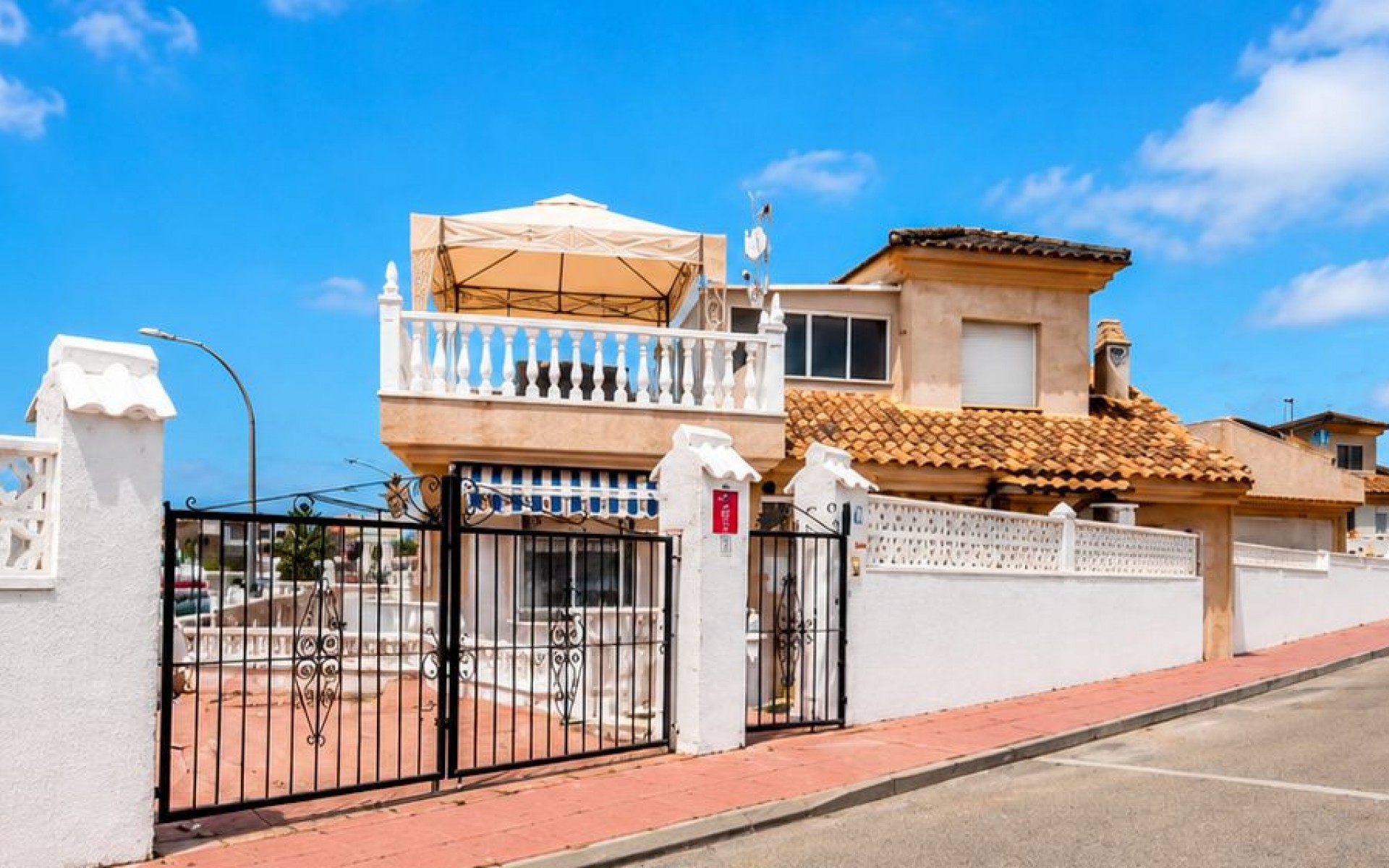  - Villa - 