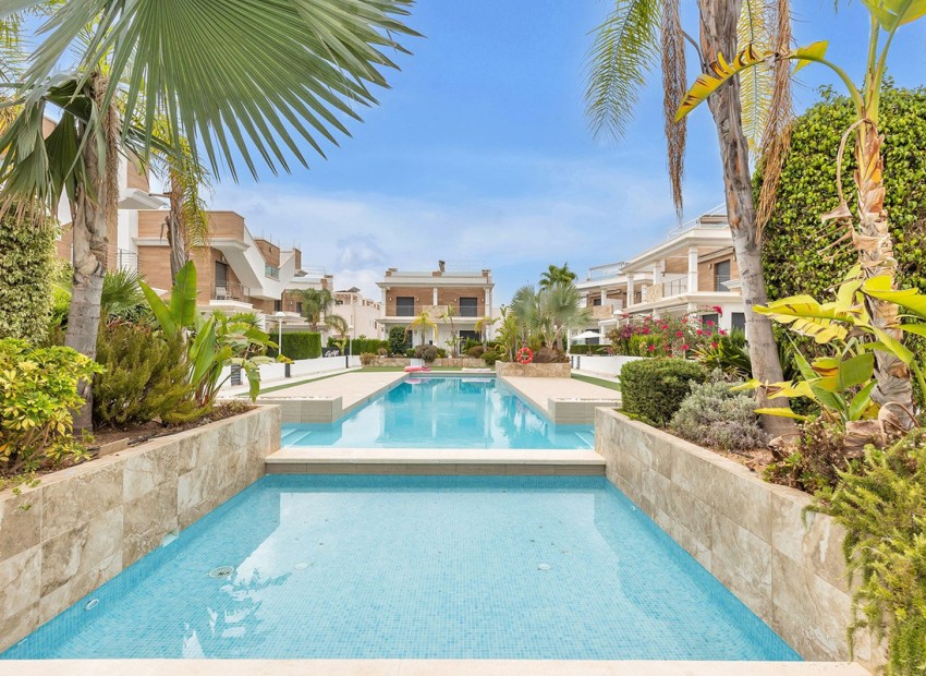  - Villa - 
