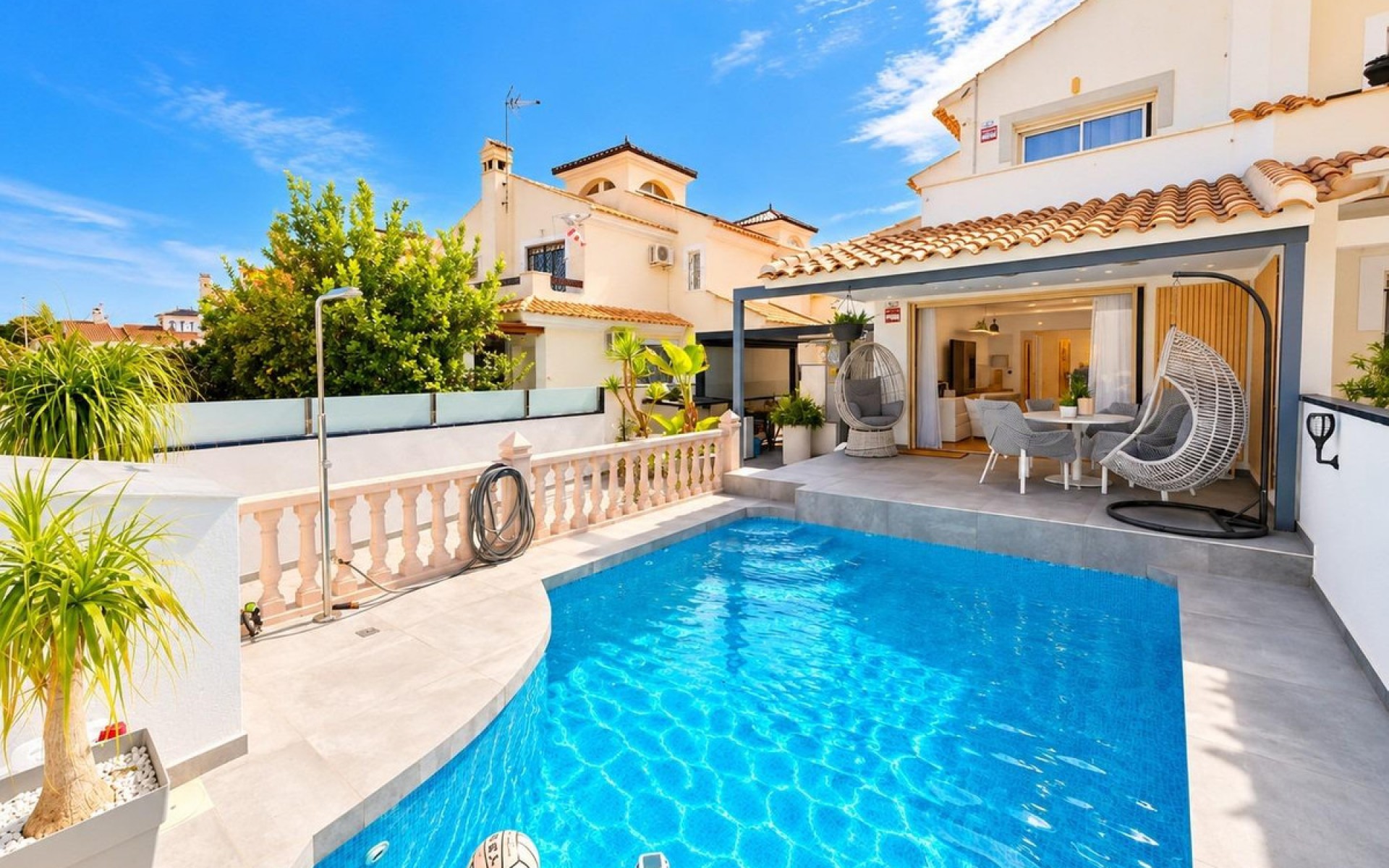  - Villa - 