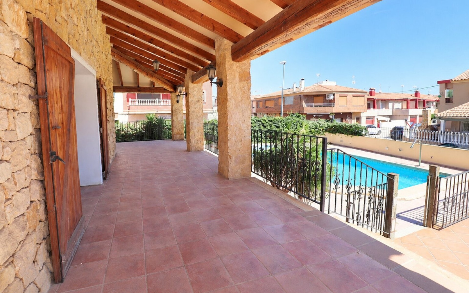  - Villa - 