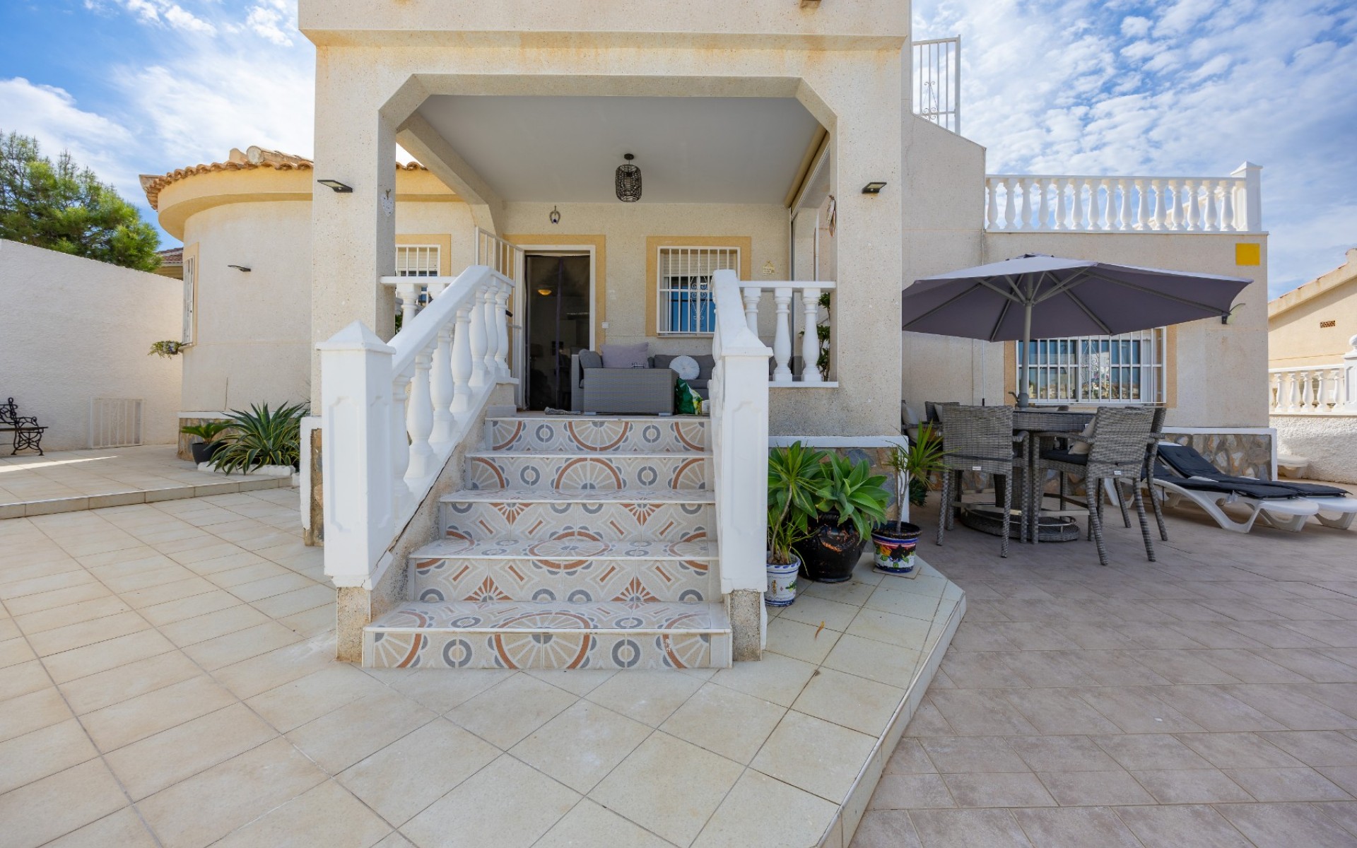  - Villa - 