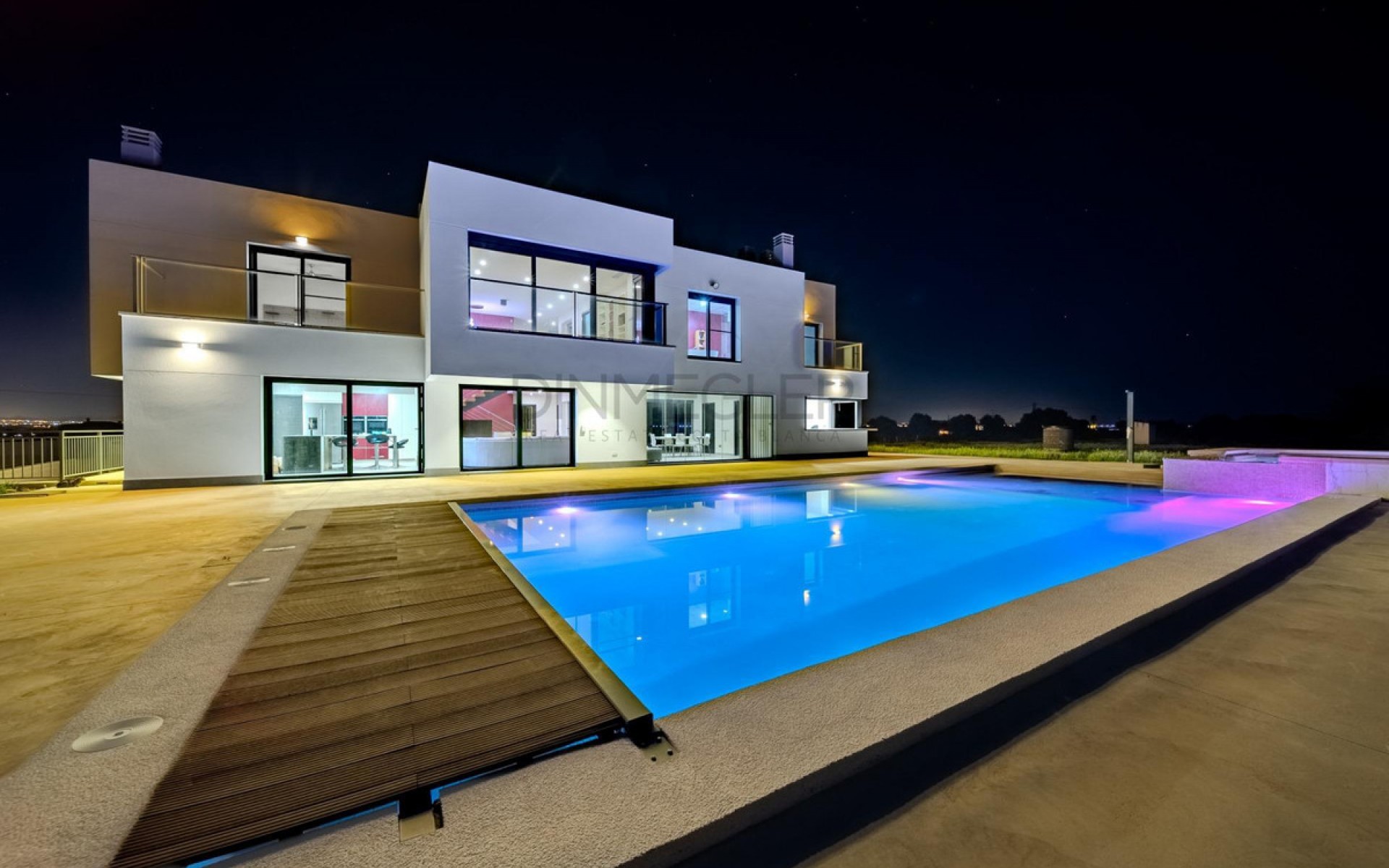  - Villa - 