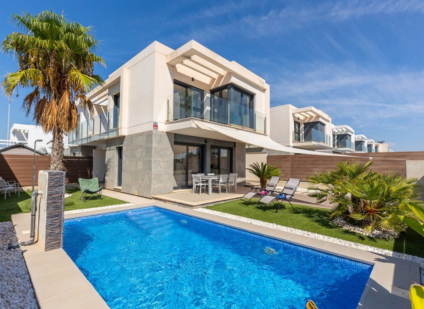  - Villa - 