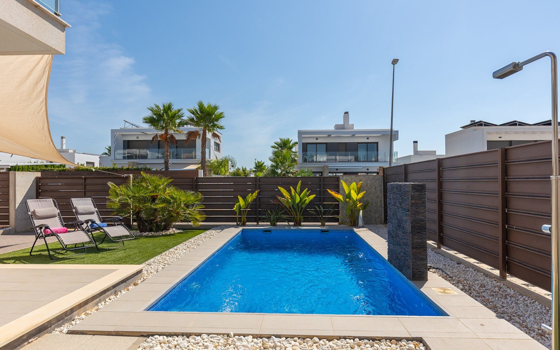  - Villa - 