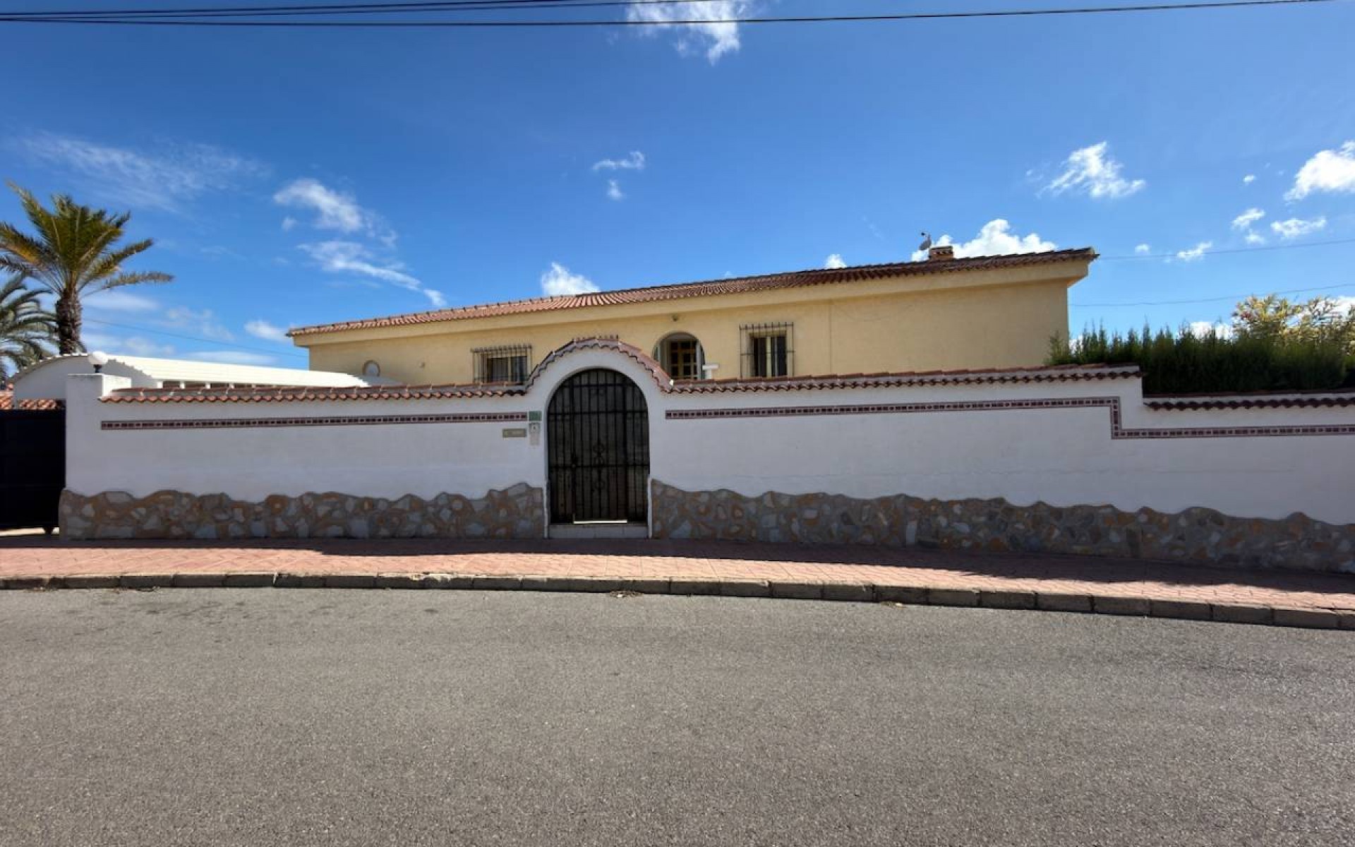  - Villa - 