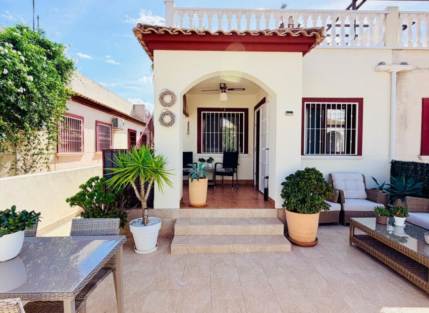  - Villa - 