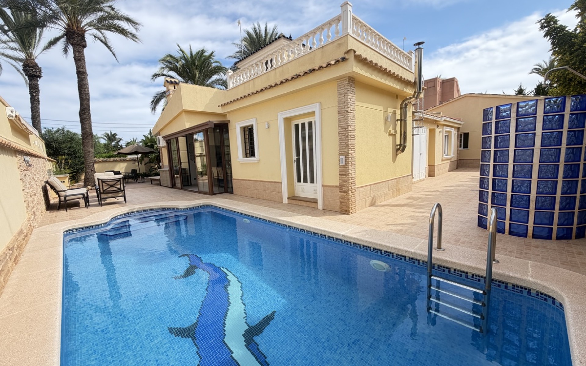  - Villa - 