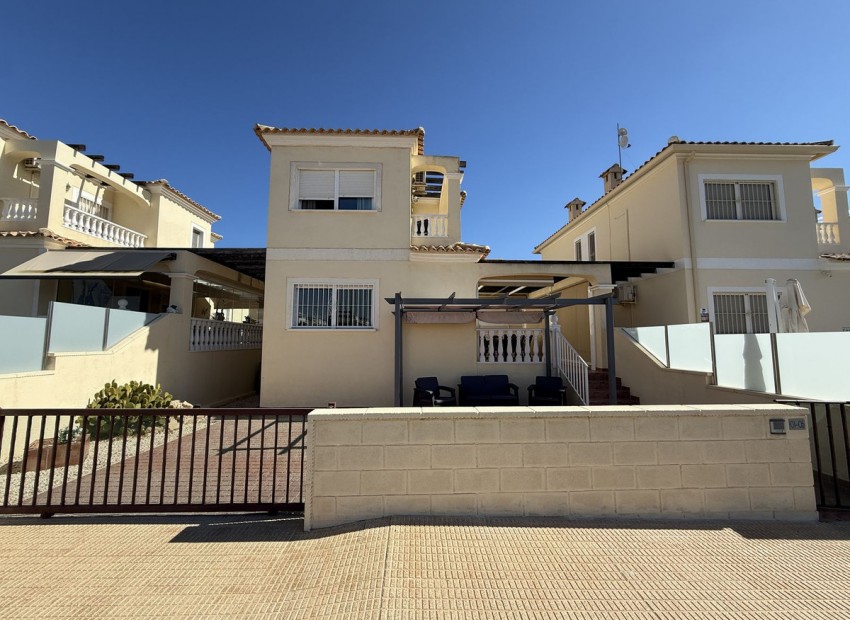  - Villa - 