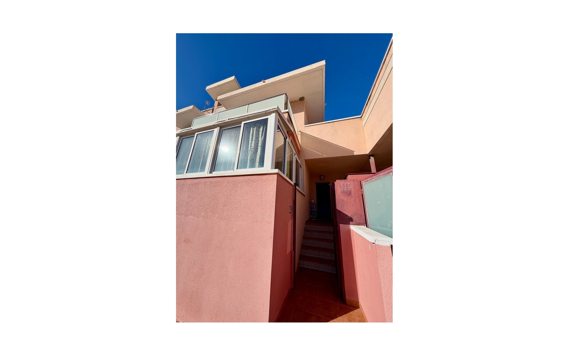  - Villa - 