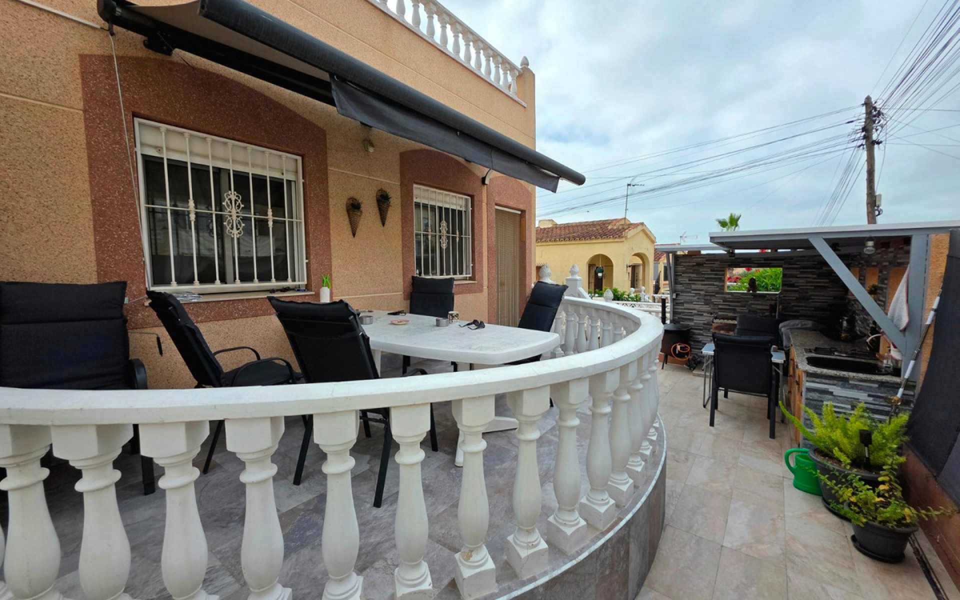 - Villa - 